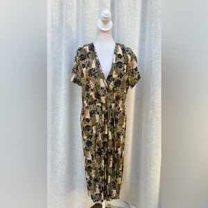 I.Q 1990’s green cream black floral short sleeve wrap dress